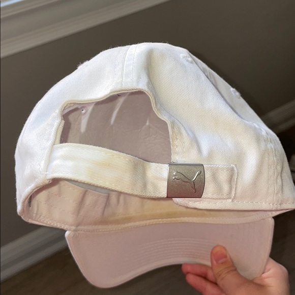 Hat - Picture 3 of 7